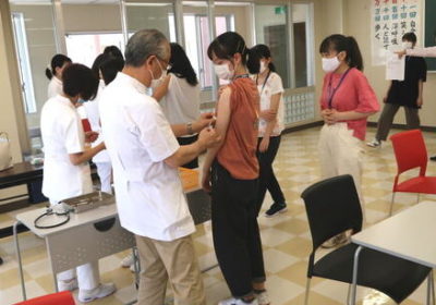 富里キャンパスで実習が開始する前に受ける大事な予防接種です。